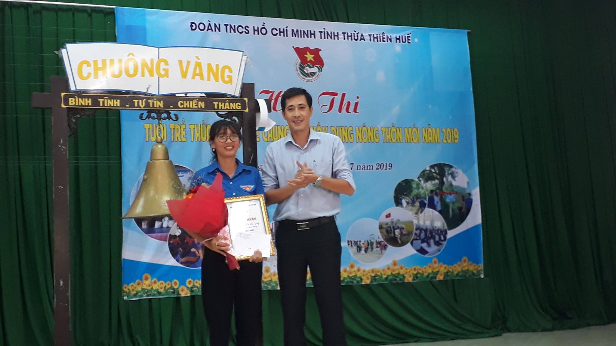 Trao giải Nhất Hội thi Rung chuông vàng “Tuổi trẻ Thừa Thiên Huế chung tay xây dựng nông thôn mới” năm 2019